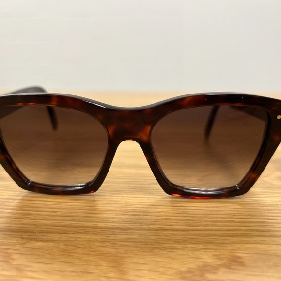 CELINE Cat-Eye Sunglasses - CL40187I - Picture 2 of 7